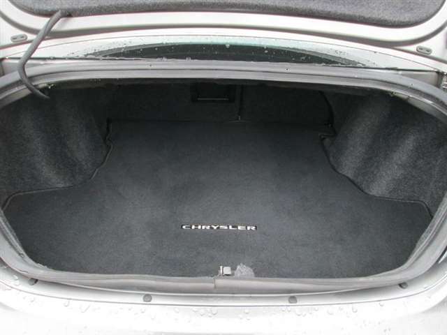 2012 Chrysler 200 Limited 4Dr Sedan